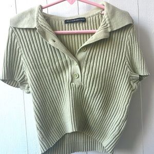 BRANDY MELVILLE SAGE GREEN CROP TOP